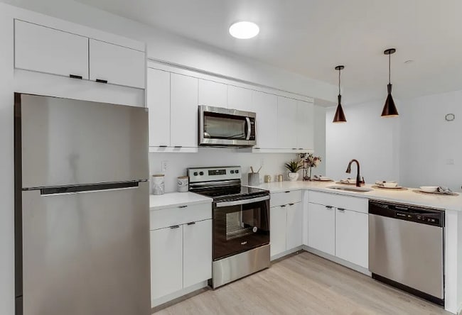 Building Photo - 913 N Market St Unit 404 Rental