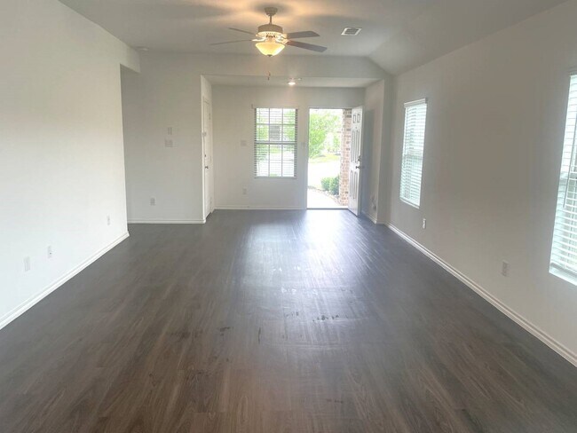 Photo - 18788 Faustina Way