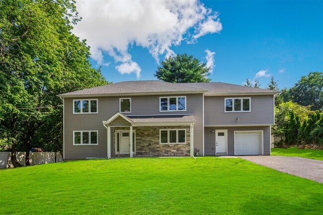 Building Photo - 250 Blauvelt Rd Rental