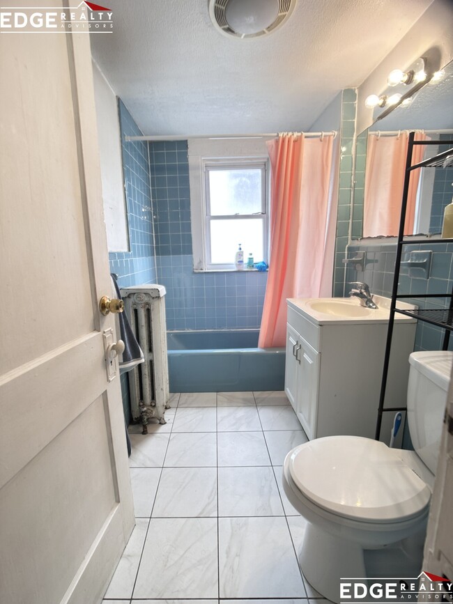 Photo - 32 Blenford Rd Condo Unit 3