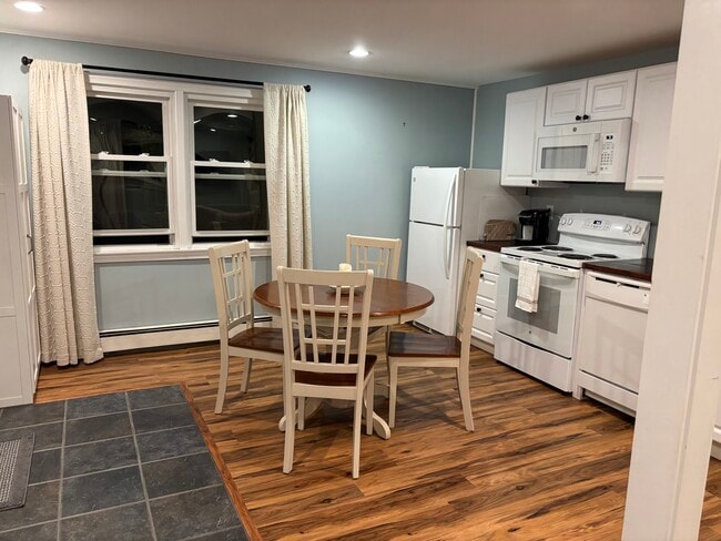 Photo - 10 Roosevelt Rd