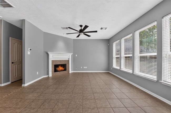 102 N Queenscliff Cir