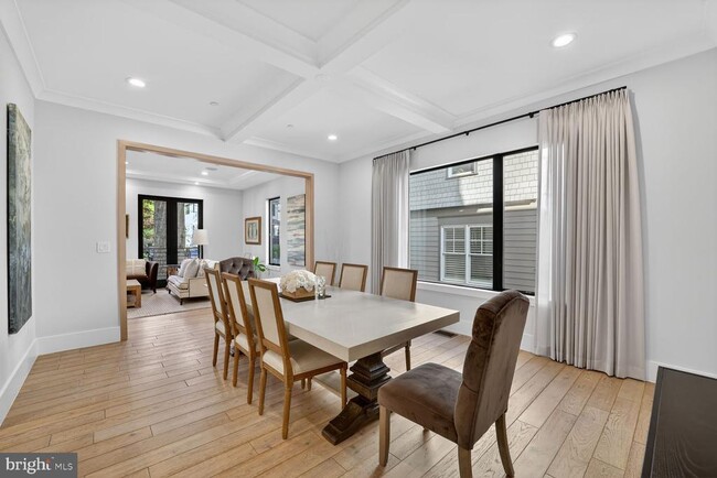 Photo - 5310 Dorsett Pl NW