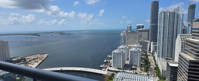 Building Photo - 495 Brickell Ave Unit 4205