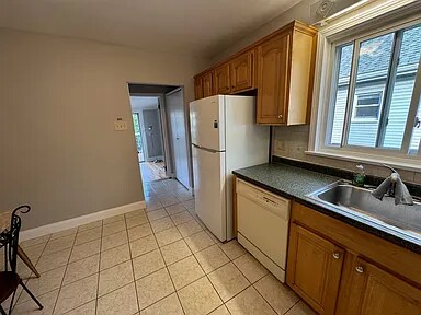 Photo - 89 Bailey Rd Unit 1