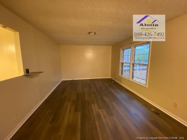 Photo - 733 Goodyear Dr