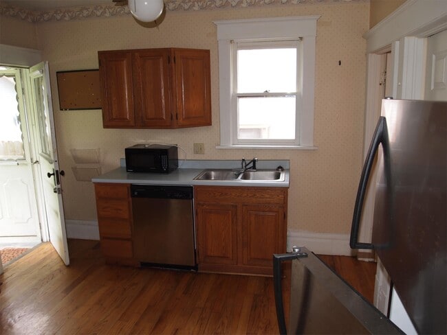 Photo - 132 Union St