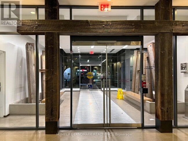 Photo - 1030 King St W Unit 228