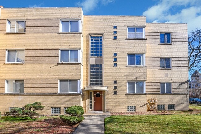 Photo - Gorgeous 2bed/1bath Condo Unit For Rent in...