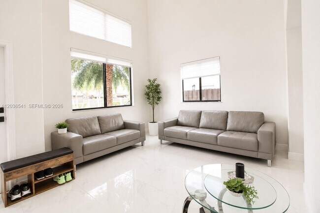 Photo - 4450 SW 164th Ave