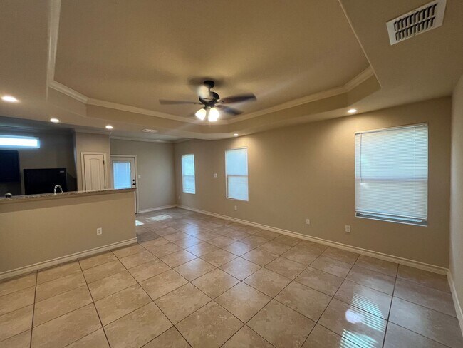 Photo - 6635 Mia Way