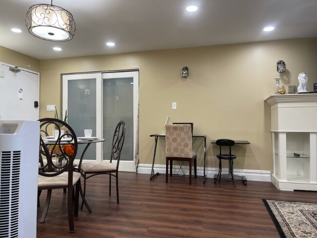 Photo - 4600 S Four Mile Run Dr Unidad 905