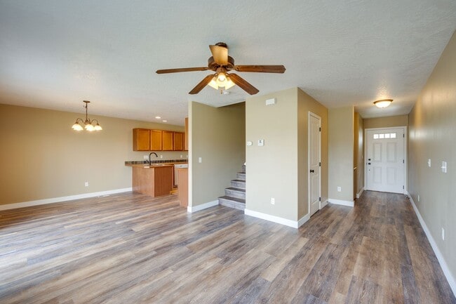 Photo - Charming Pullman Retreat with Space to Live and Entertain