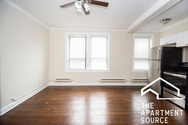 Photo - 3345 N Marshfield Ave Unit 105
