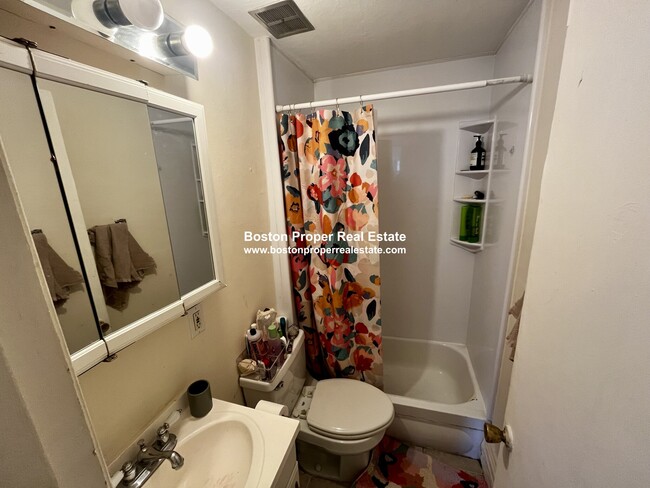 Photo - 36 Fairfield St Unit 6