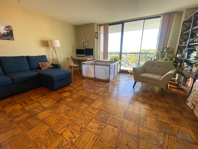 Photo - 60 Longwood Ave Unidad 710