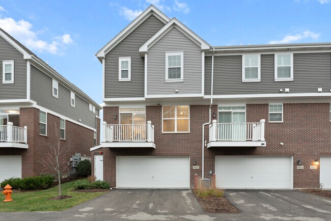 Photo - 4431 Monroe Ct Townhome