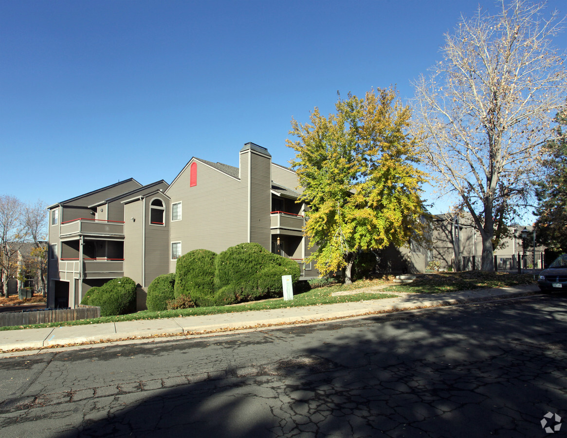 Sycamore Hills - Sycamore Hills Apartments