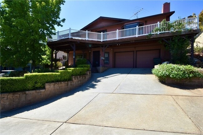 Photo - 5416 Royal Oaks Dr