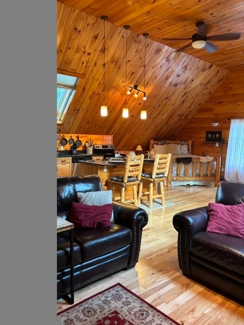 25 Thompson Rd