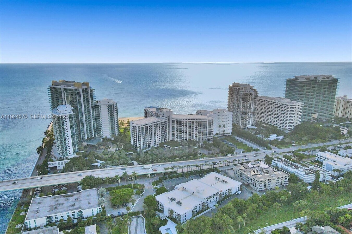 Photo - 10225 Collins Ave Unit 404