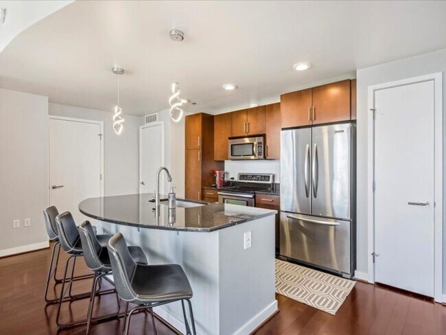 Photo - Luxury High Rise Condo Available 4/25/26! Unit 1807