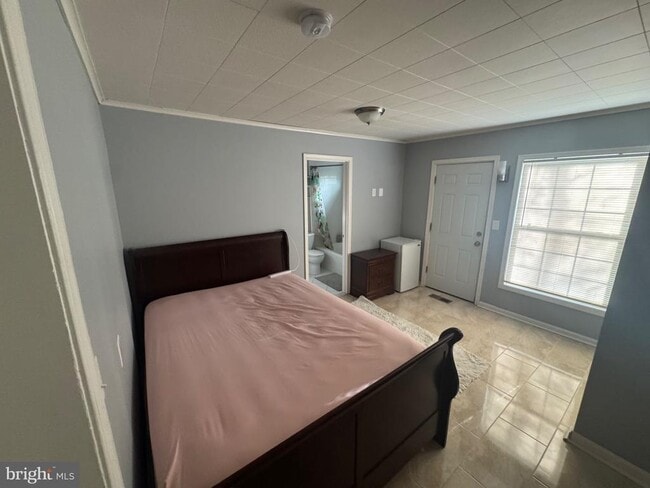 Photo - 9036 Lee Hwy