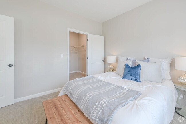 1 BR, 1 BA
