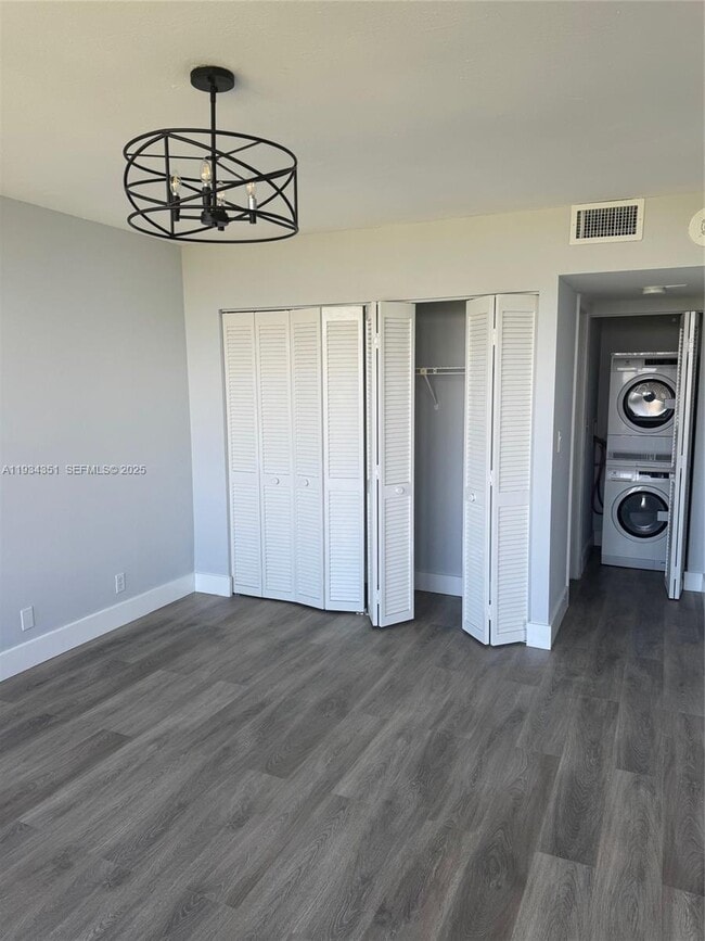 Photo - 780 NE 69th St Unidad 1608