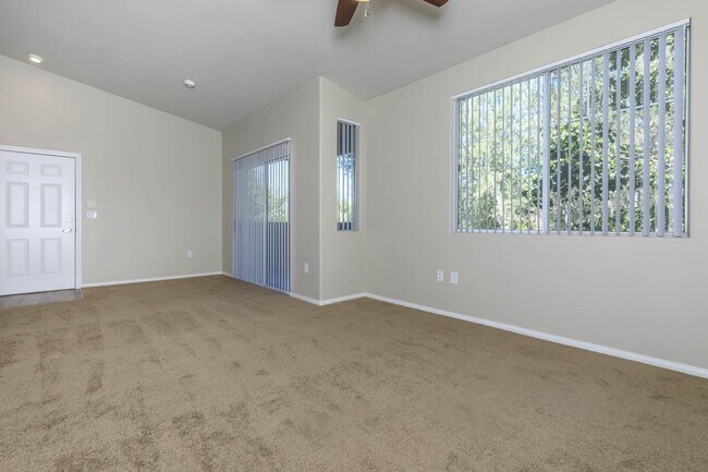 Renovated Red Rock 683 SQFT 1 Bed 1 Bath