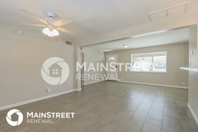 Photo - 6131 E 25th St