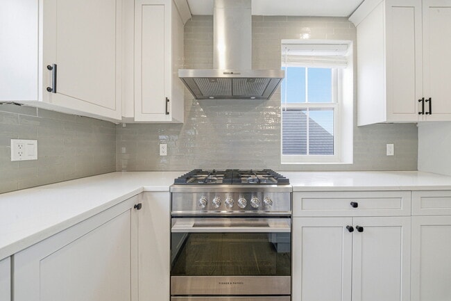 Photo - 75 Prince St