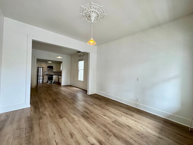 Building Photo - 018 Unit A