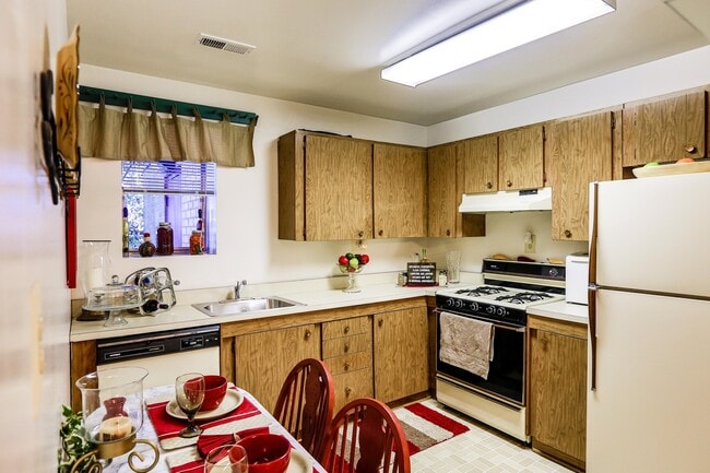 Photo - Briarcliff Apartments: Spacious Luxury Living in Central Baltimore County