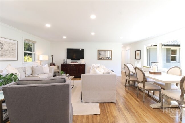 Photo - 1092 West Lake Dr
