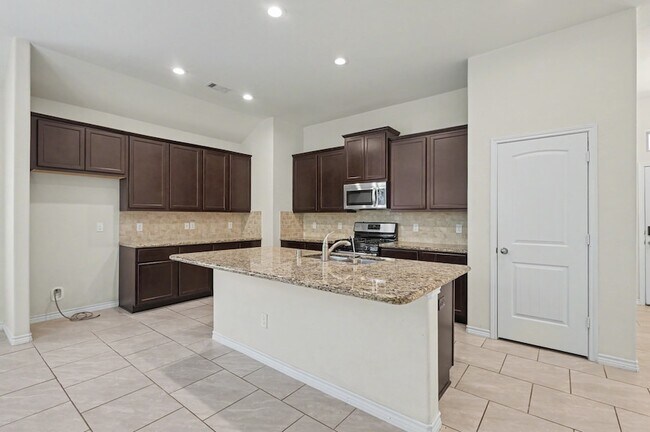 12250 Antilles Ln