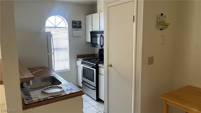 Photo - 3604 Di Salvo Dr Unit 122