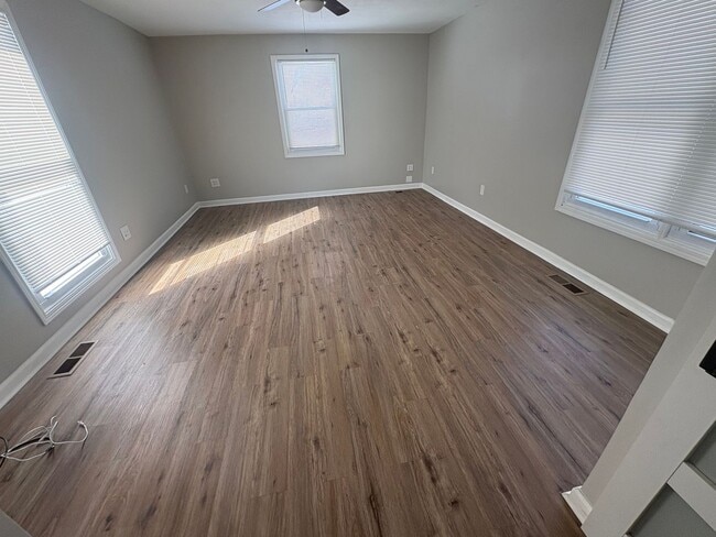 Photo - Stunning 4-bedroom, 2-bathroom home in Elizabethtown, KY!