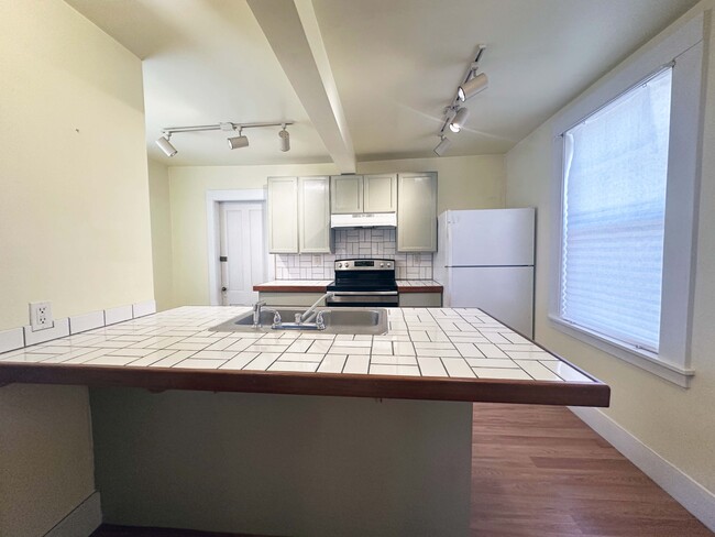 Photo - 13 Center St Unit 1