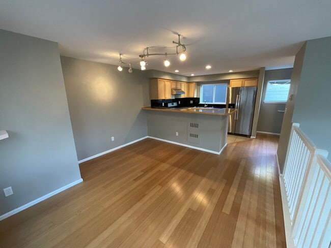 Photo - MAGNOLIA 3 BED, 1.5 BATH TOWNHOME FOR RENT...