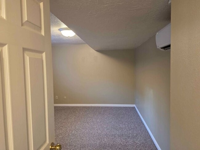 Photo - 443 S State St Unit 312