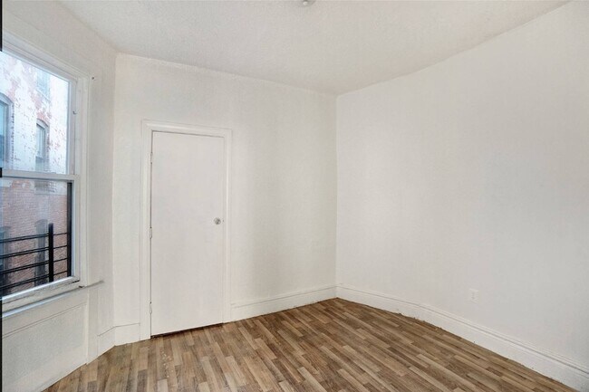 Photo - 1241 College Ave