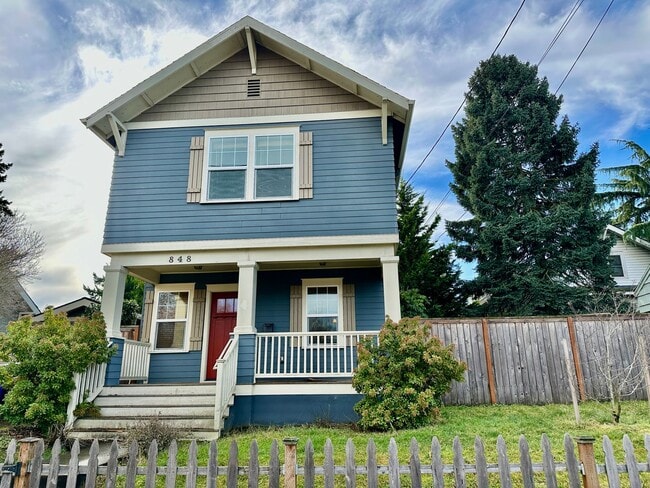 Remodeled Piedmont 3 Bedroom Home with Har... - Remodeled Piedmont 3 Bedroom Home with Har...