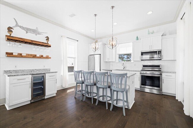 Photo - 275 Gulfview Cir