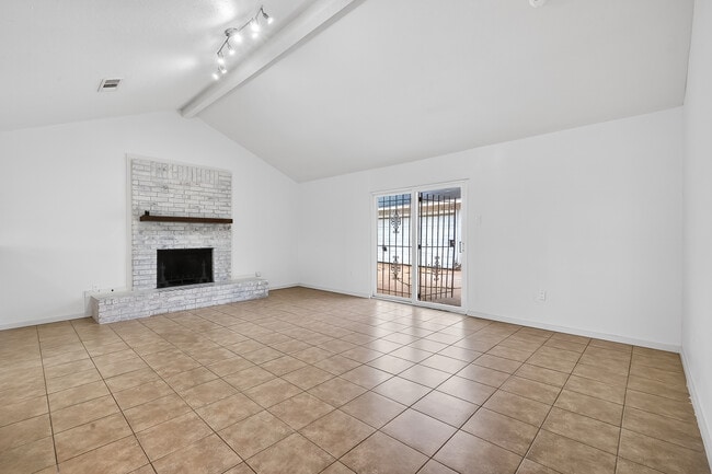 Photo - 3902 Beran Dr