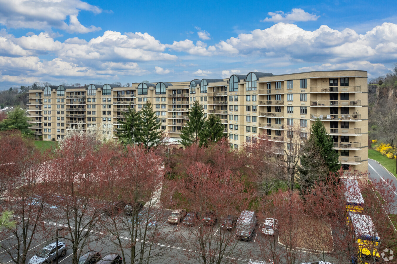 Photo - Crown View Manor Apartments