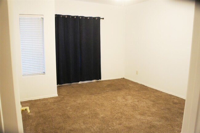 Photo - 2023 Gentryside Dr Unit 109