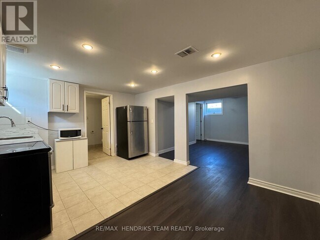 Photo - 14 Rendale Ave