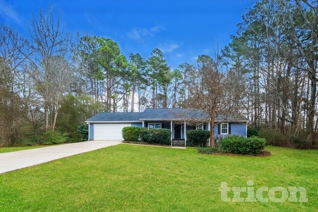 Building Photo - 211 Robin Ln