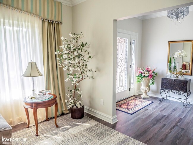 Photo - 37440 Curwood Dr